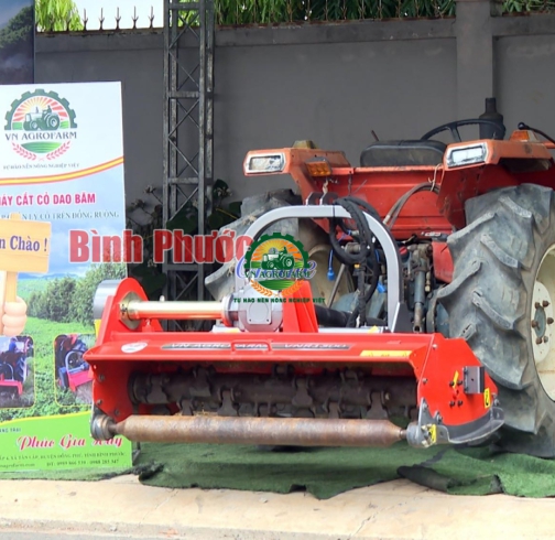  MÁY CẮT CỎ DAO BĂM VNR 1000